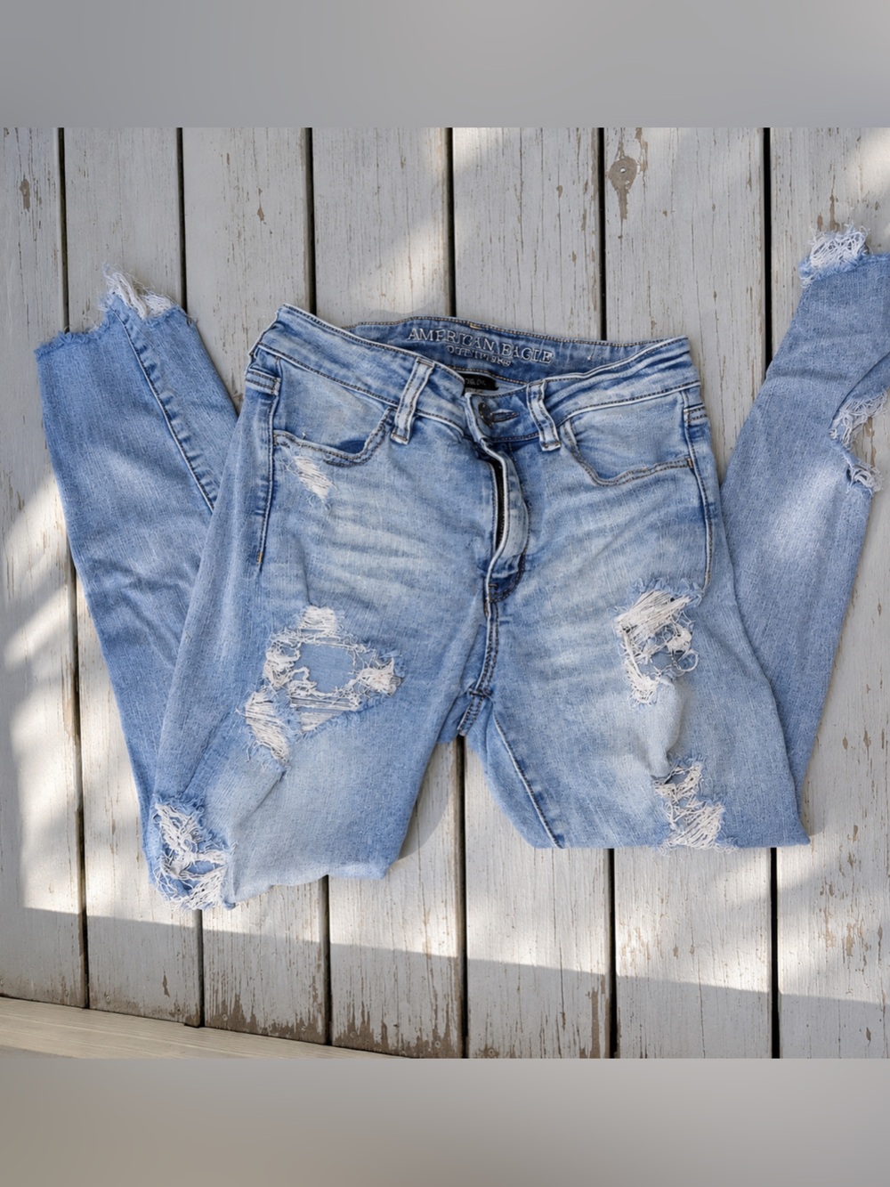 American Eagle Outfitters Light Wash Distressed Boyfriend Jeans